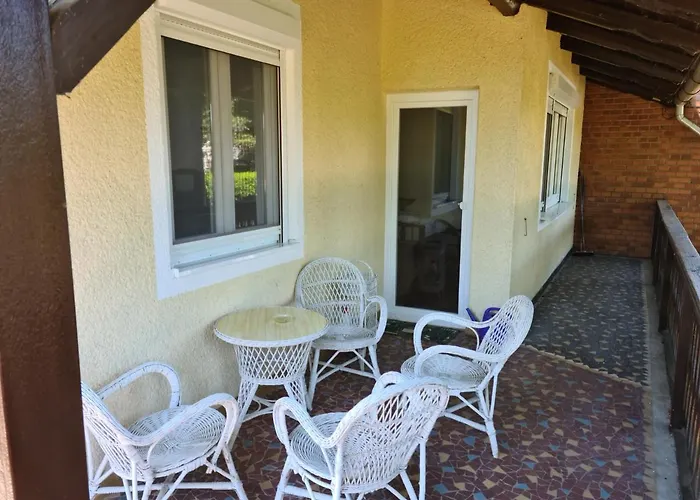 Relaxspace Vendeghaz בית נופש *